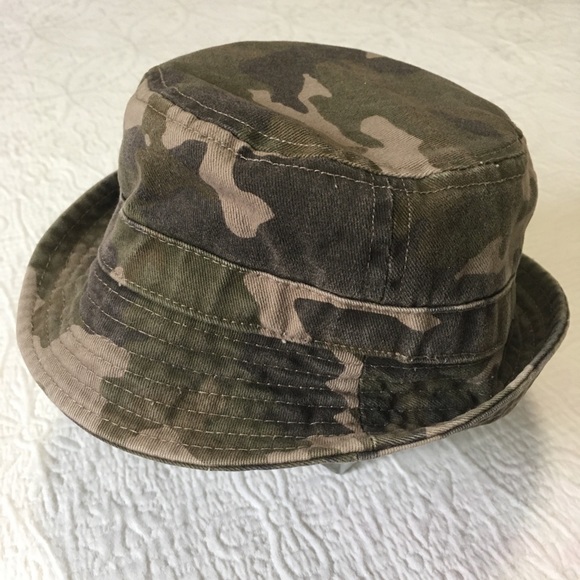 3-6m (6/$20) Camouflage Hat - Picture 2 of 7